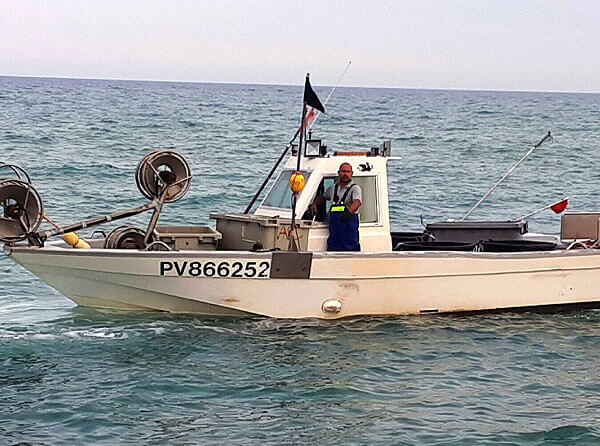 bateau de pêche poissonnerie Calli à Port Leucate