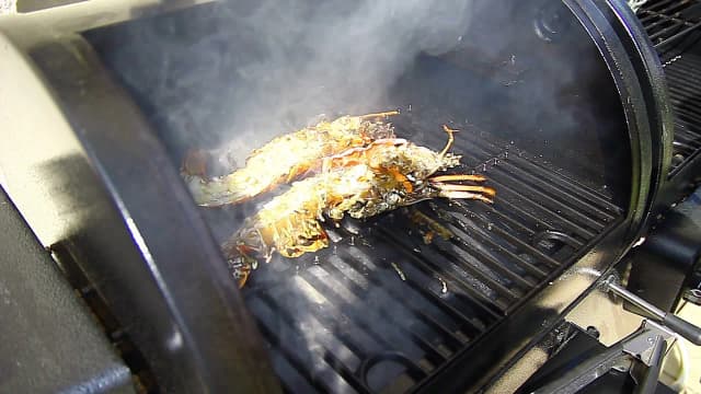 Comment réussir une langouste grillée au barbecue sans se tromper Comment réussir une langouste grillée au barbecue sans se tromper