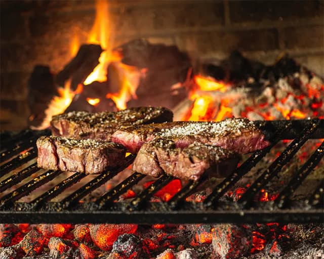 Comment réussir une viande grillée au four tendre et savoureuse Comment réussir une viande grillée au four tendre et savoureuse