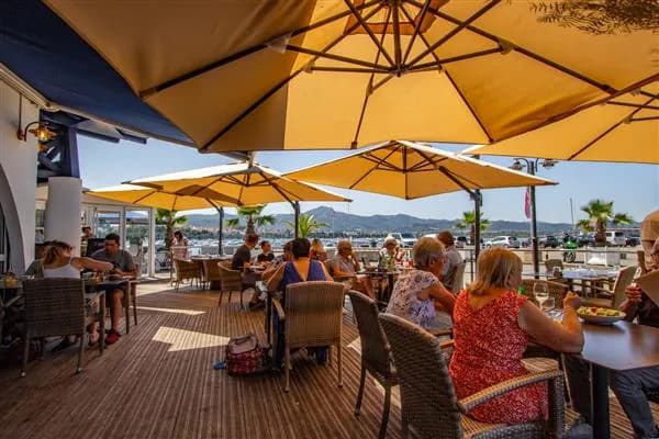 Les meilleurs restaurants de fruits de mer à volonté à Hendaye Les meilleurs restaurants de fruits de mer à volonté à Hendaye
