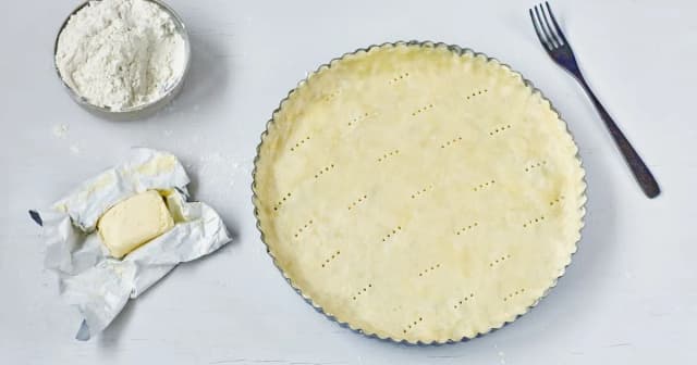 Ingrédients pâte brisée : les éléments essentiels pour réussir votre recette Ingrédients pâte brisée : les éléments essentiels pour réussir votre recette