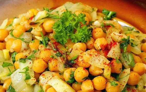 Recettes de salade de pois chiche délicieuses et faciles à réaliser Recettes de salade de pois chiche délicieuses et faciles à réaliser
